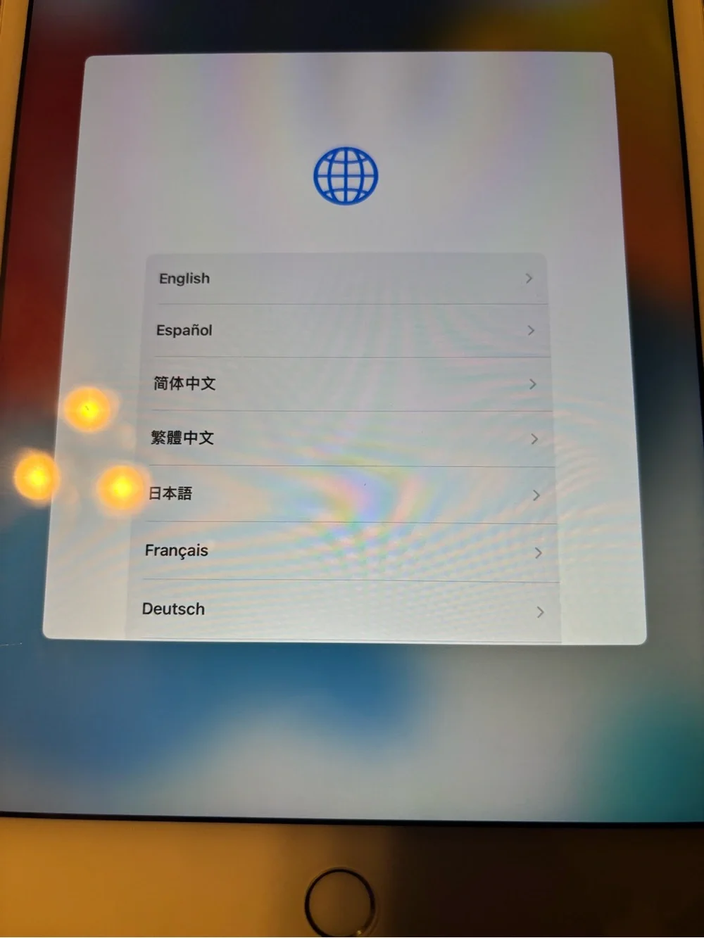 Apple iPad with White Bezel and Black Screen